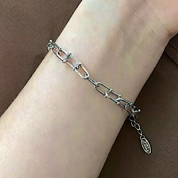 Unisex Sterling Silver U Shaped Chain Link Bracelet - Picture 8 of 11